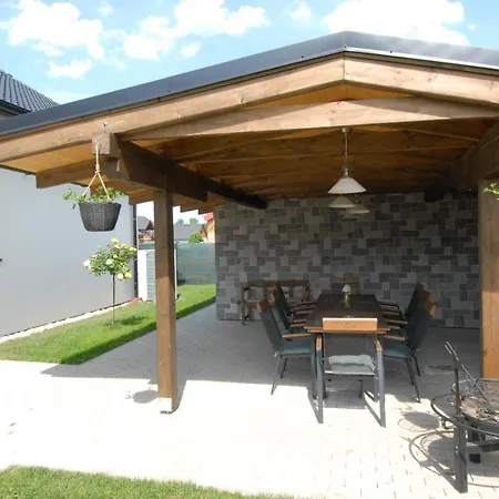 Guest house Rodinne Ubytovani Slapy *