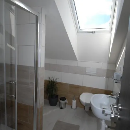 Guest house Rodinne Ubytovani Slapy *